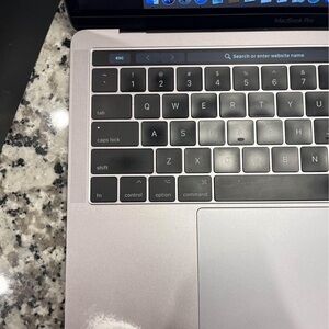 Apple MacBook Pro Silver